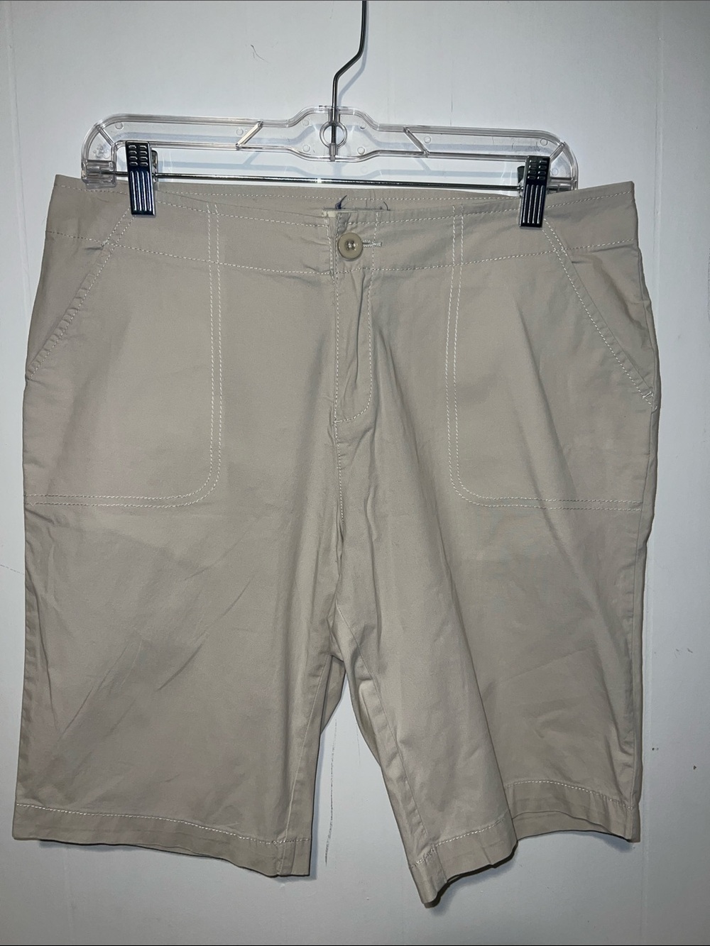 Caribbean Joe Women’s Tan Cargo Shorts Size 8 0918263
